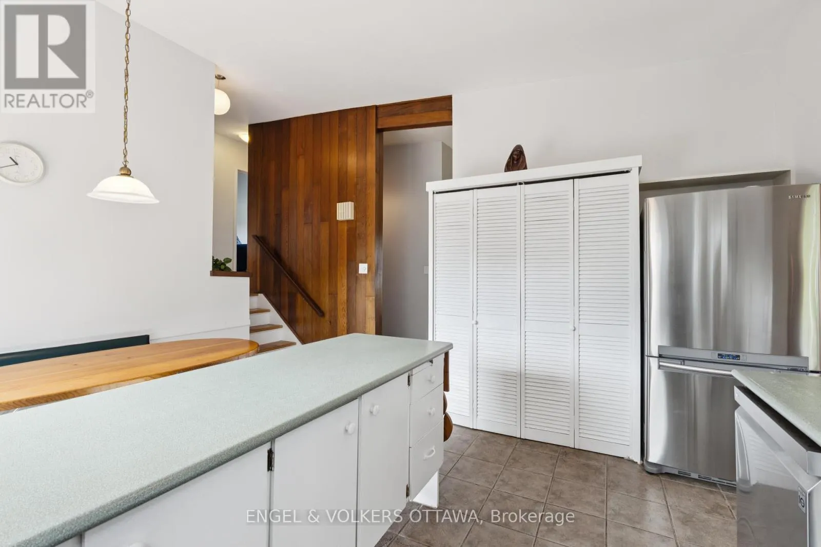 1161 CAMEO DRIVE