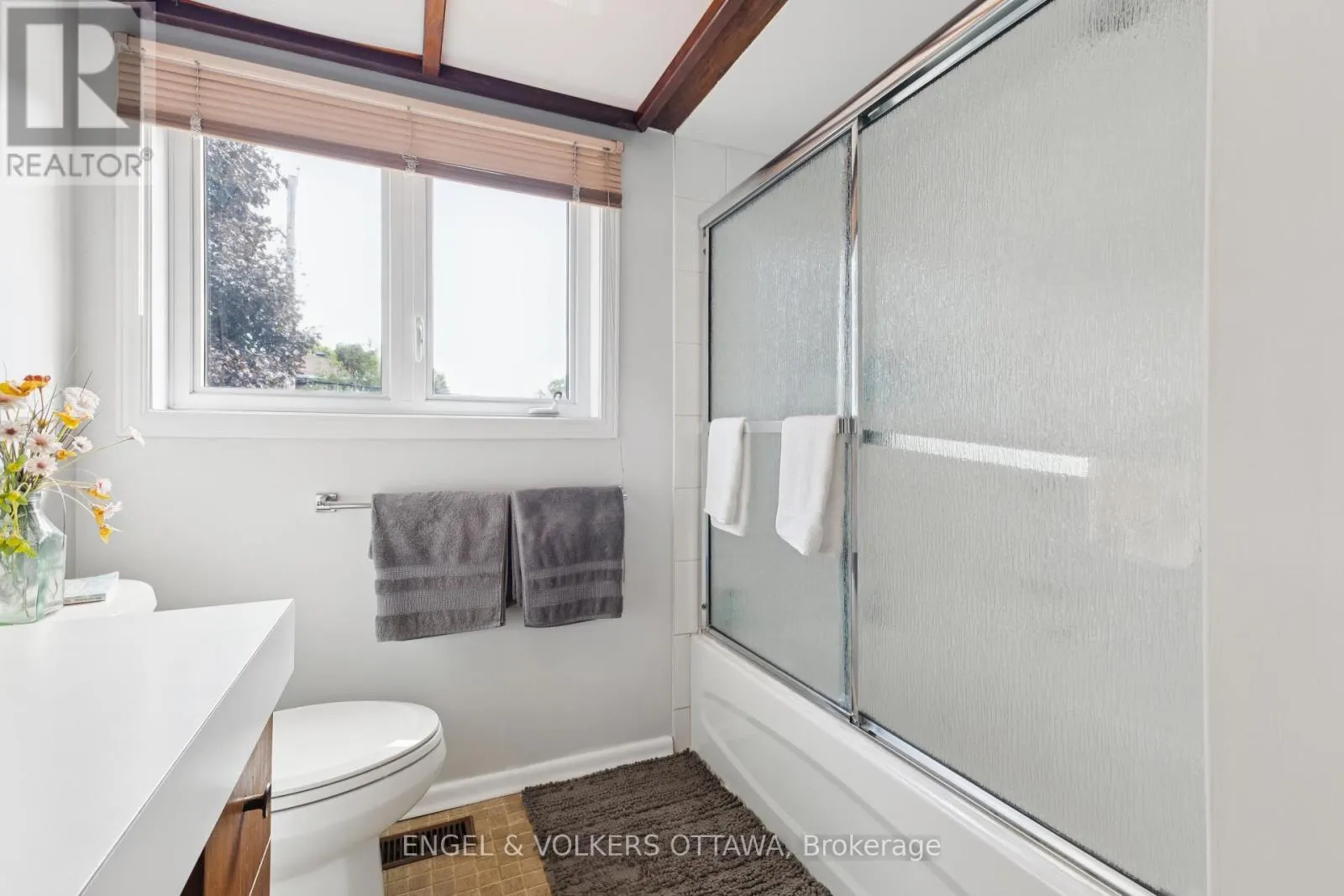 1161 CAMEO DRIVE