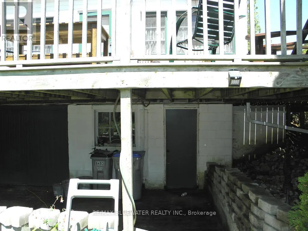 6493 WEST PARKWAY DRIVE