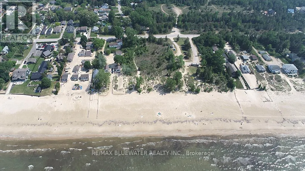 6493 WEST PARKWAY DRIVE