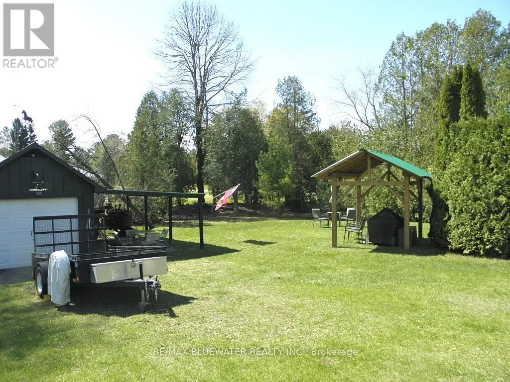 6493 WEST PARKWAY DRIVE