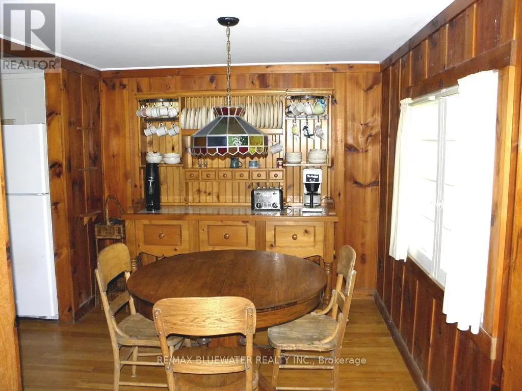 6493 WEST PARKWAY DRIVE