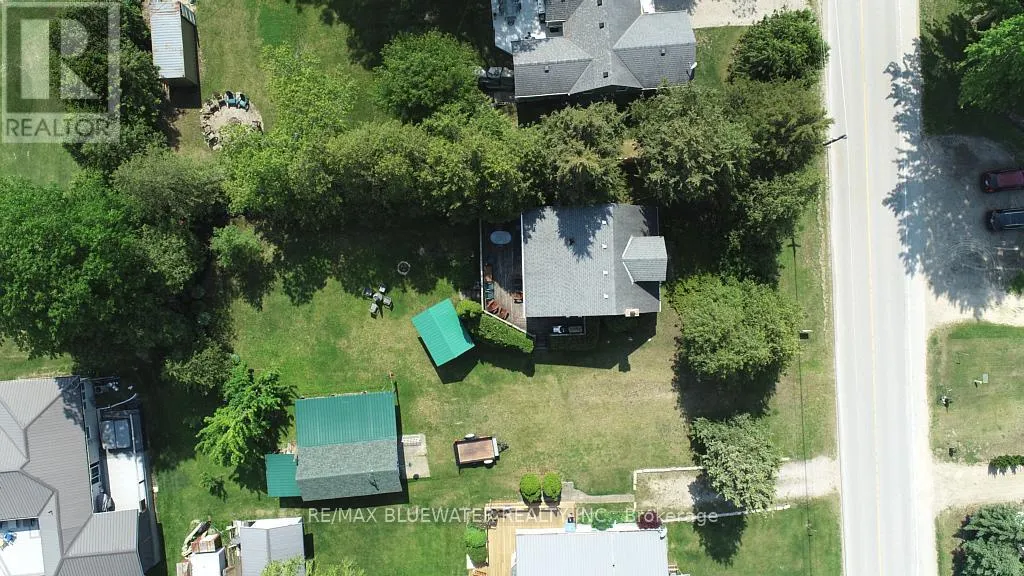 6493 WEST PARKWAY DRIVE