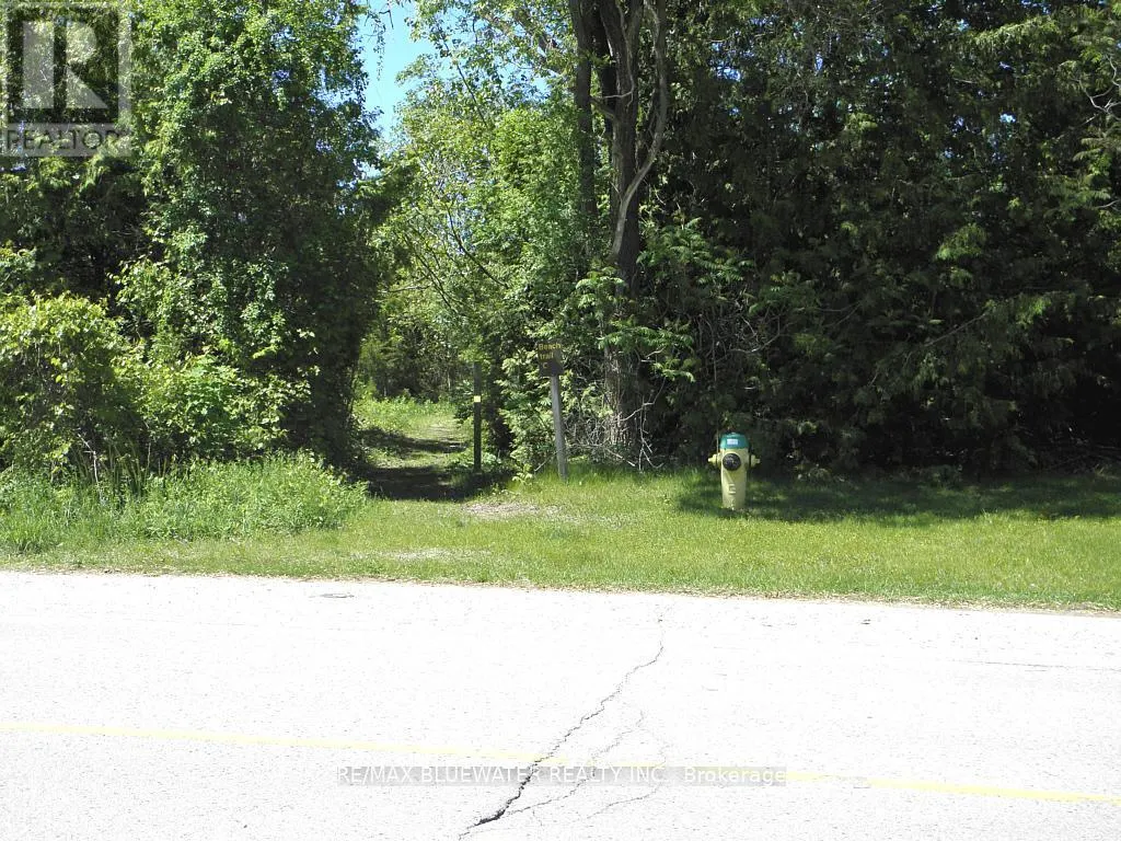 6493 WEST PARKWAY DRIVE