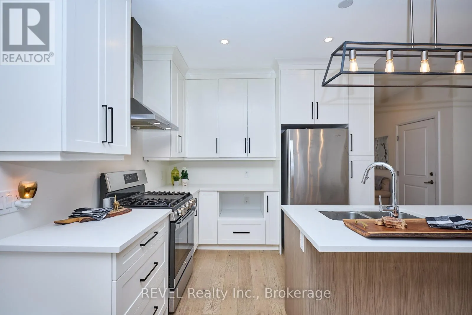 20 - 8974 WILLOUGHBY DRIVE, #20