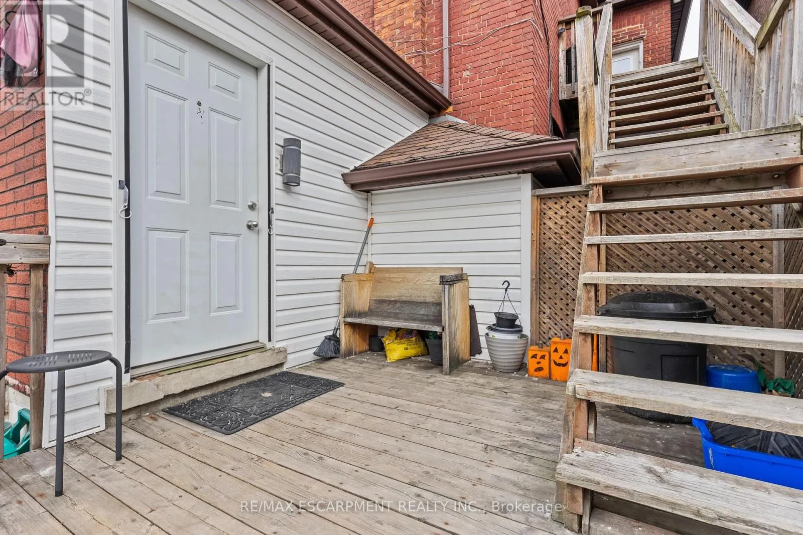 181 WEST AVENUE