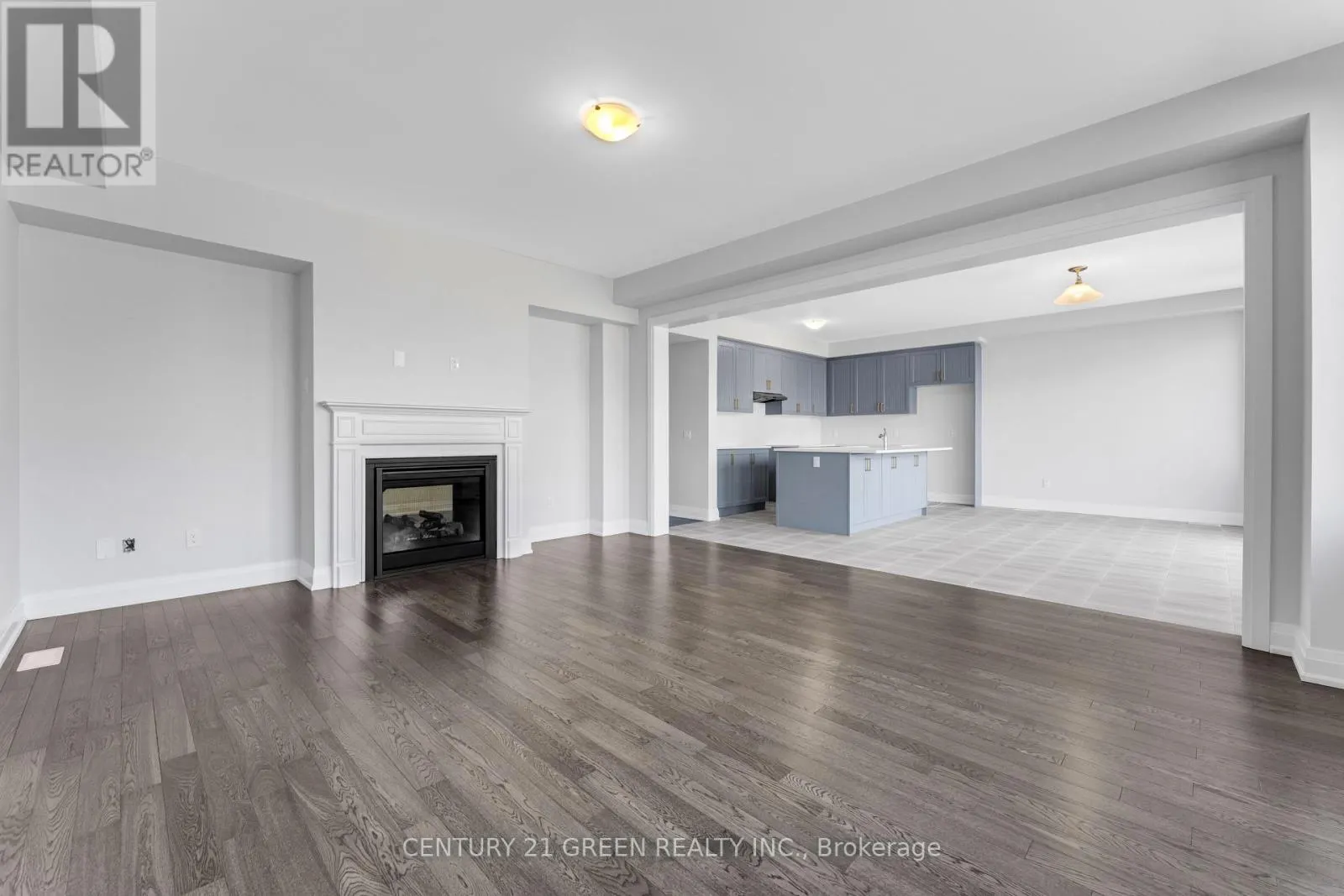 1447 UPPER THAMES DRIVE