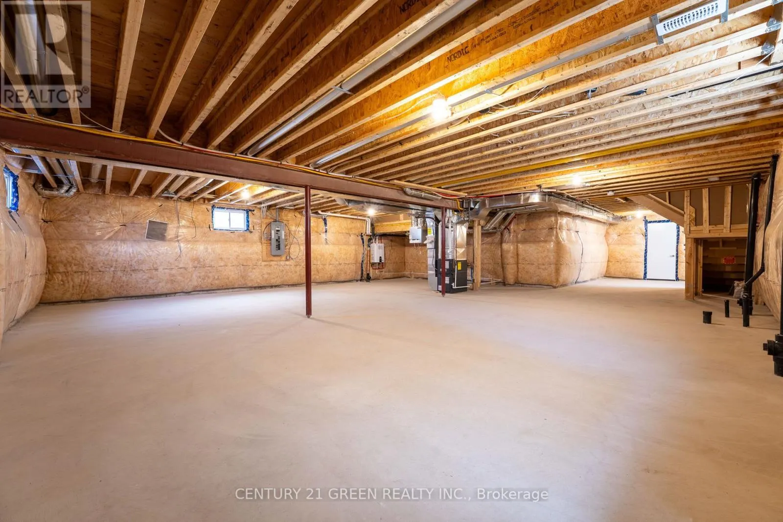 1447 UPPER THAMES DRIVE