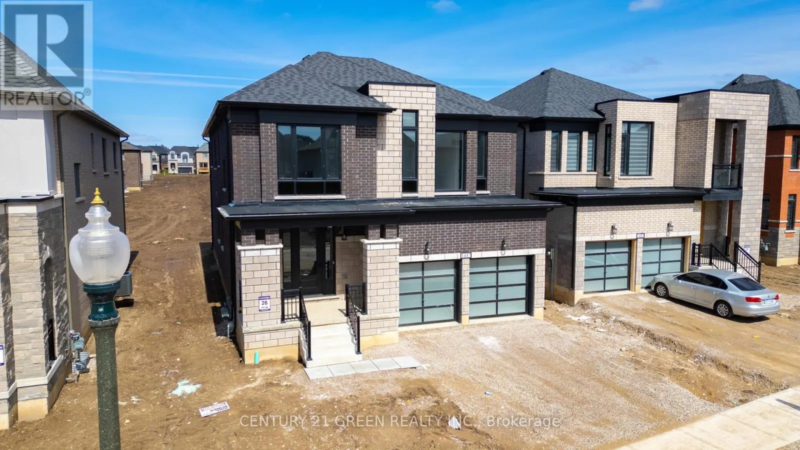 1447 UPPER THAMES DRIVE