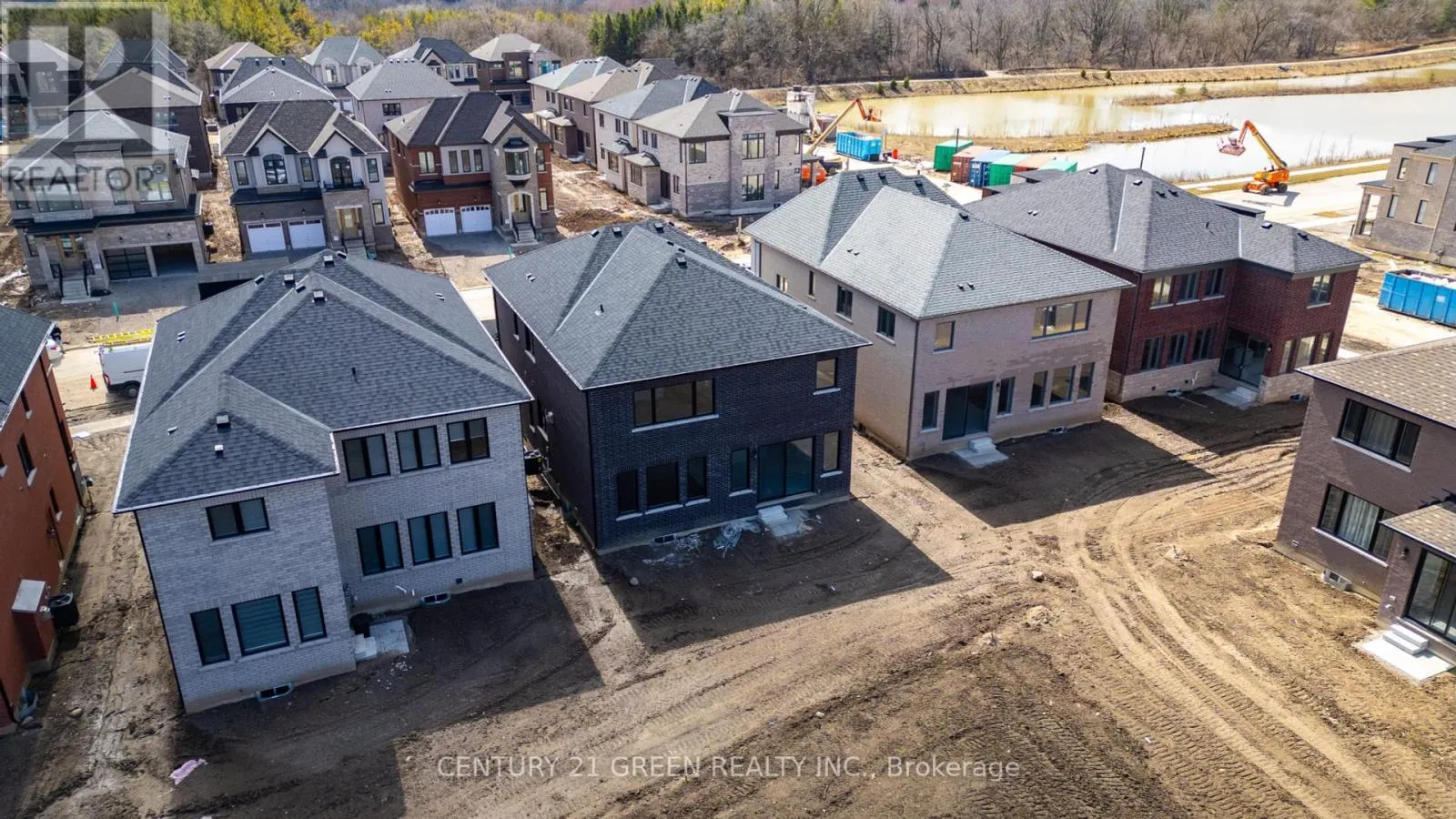 1447 UPPER THAMES DRIVE