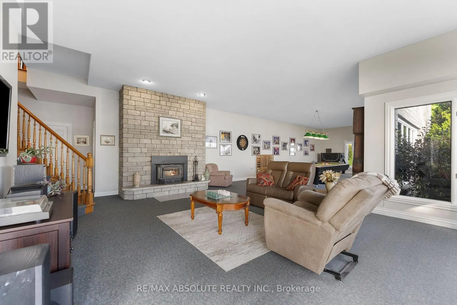 1724 RIVER ROAD