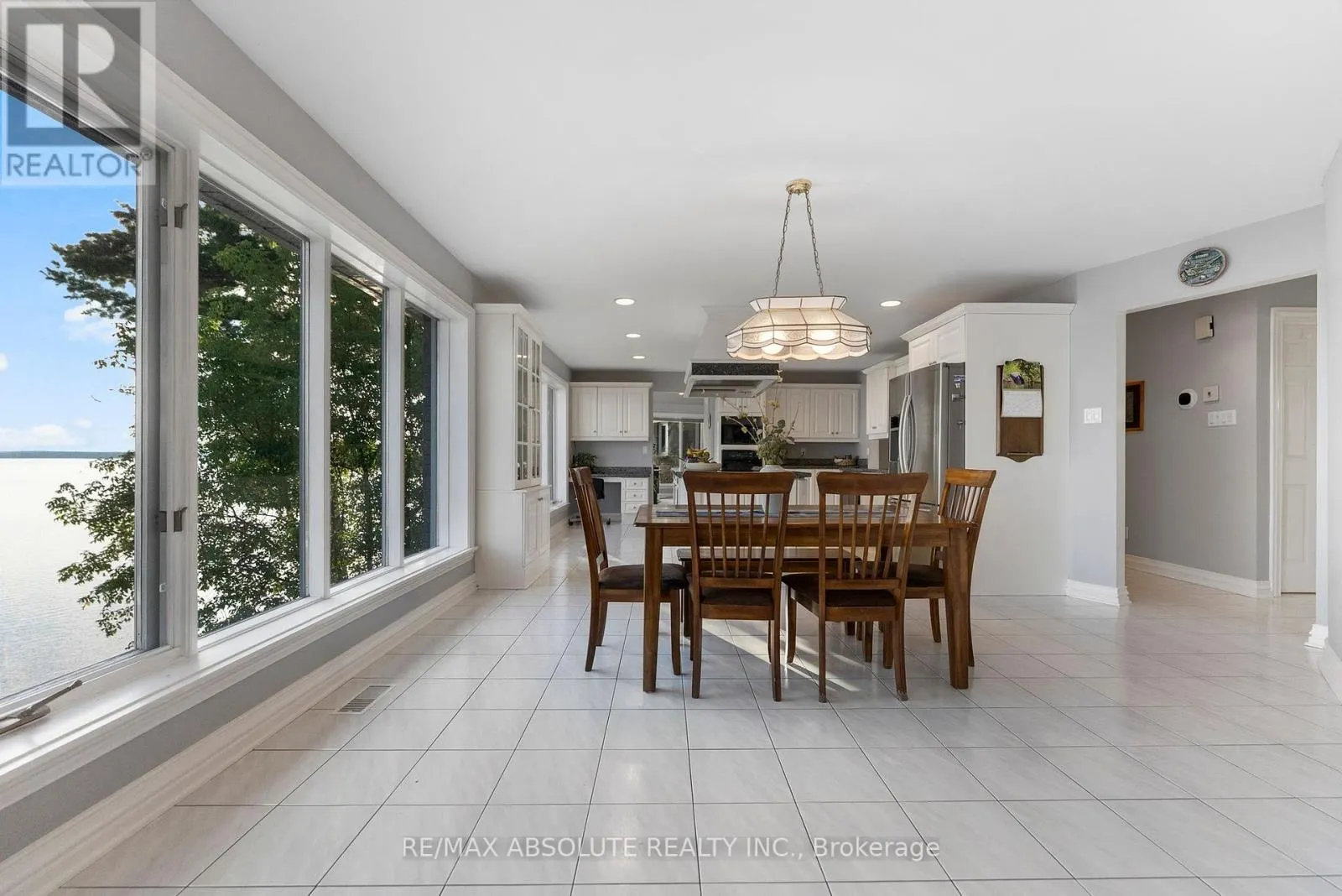 1724 RIVER ROAD