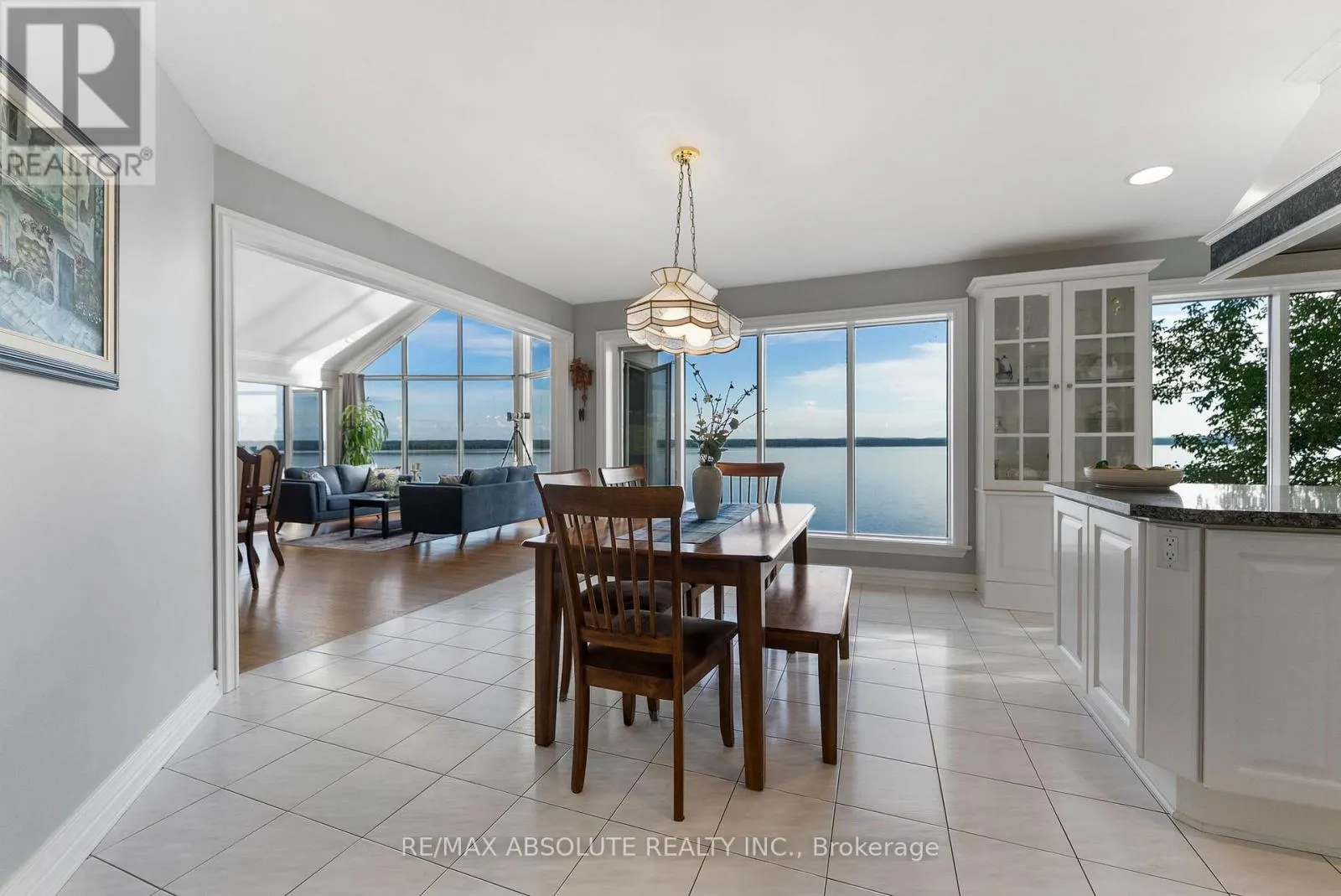 1724 RIVER ROAD