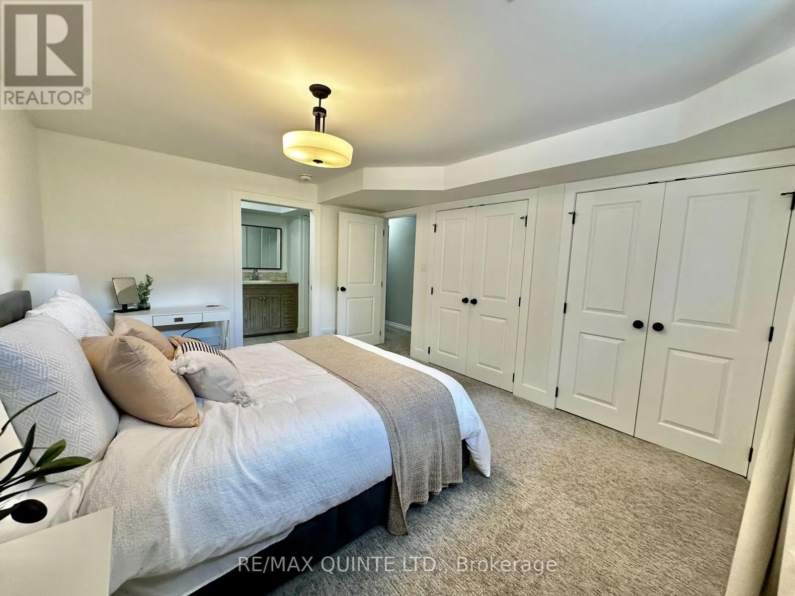138 GREENHILL LANE