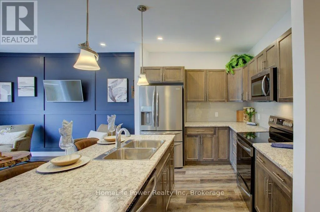 16 - 24 GEORGE STREET N, #16