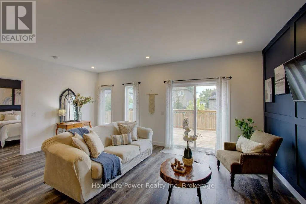 16 - 24 GEORGE STREET N, #16