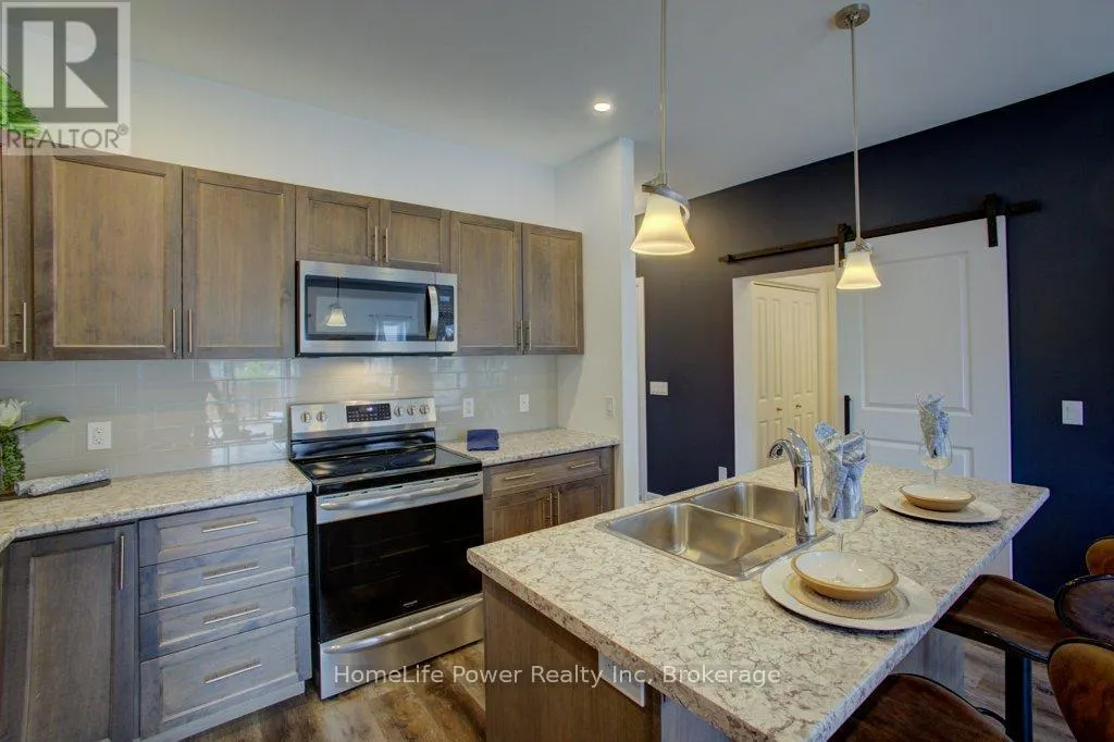 16 - 24 GEORGE STREET N, #16