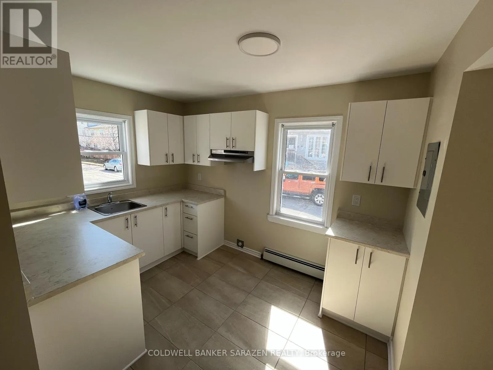 136 DESCHAMPS AVENUE