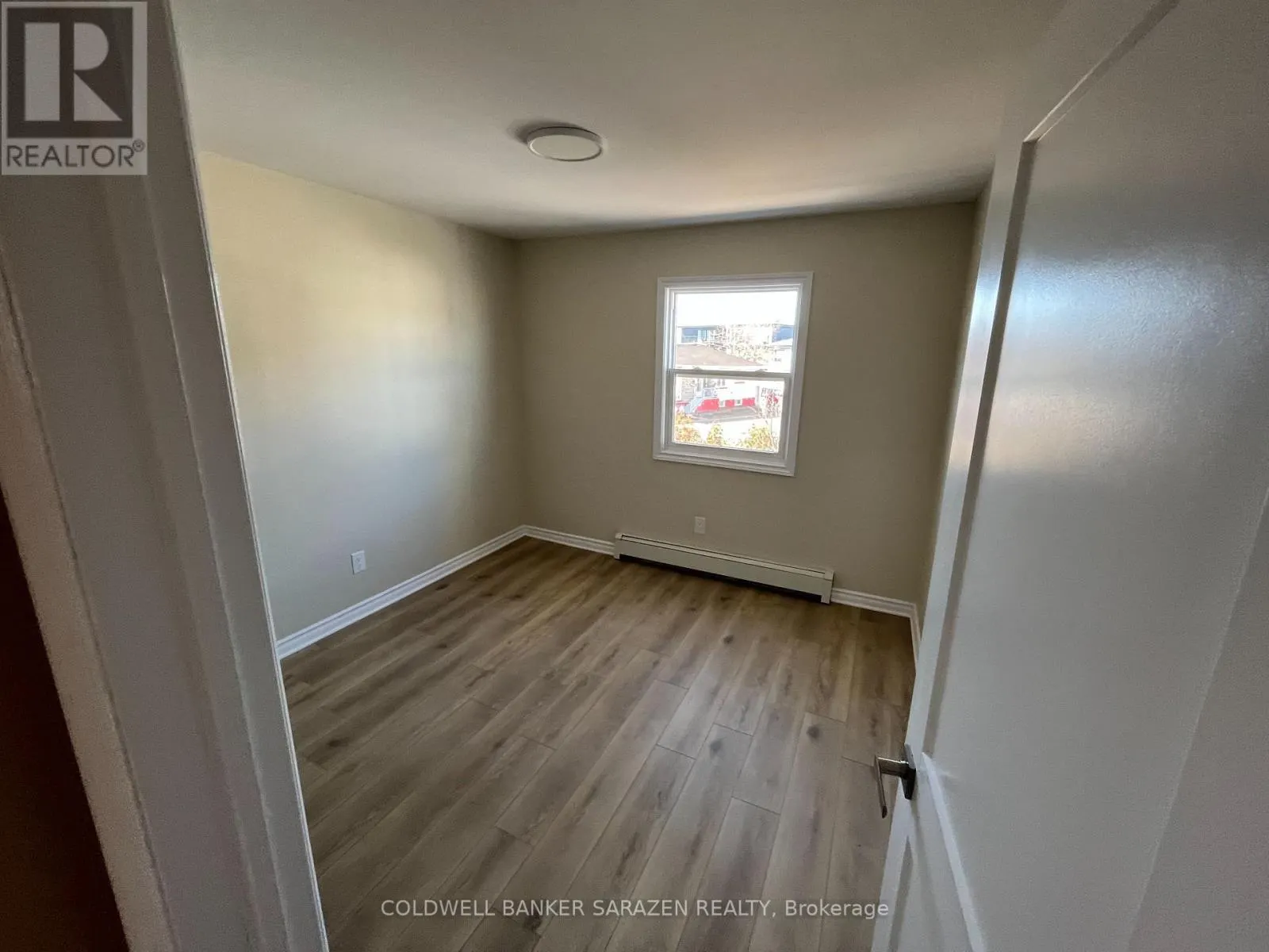 136 DESCHAMPS AVENUE