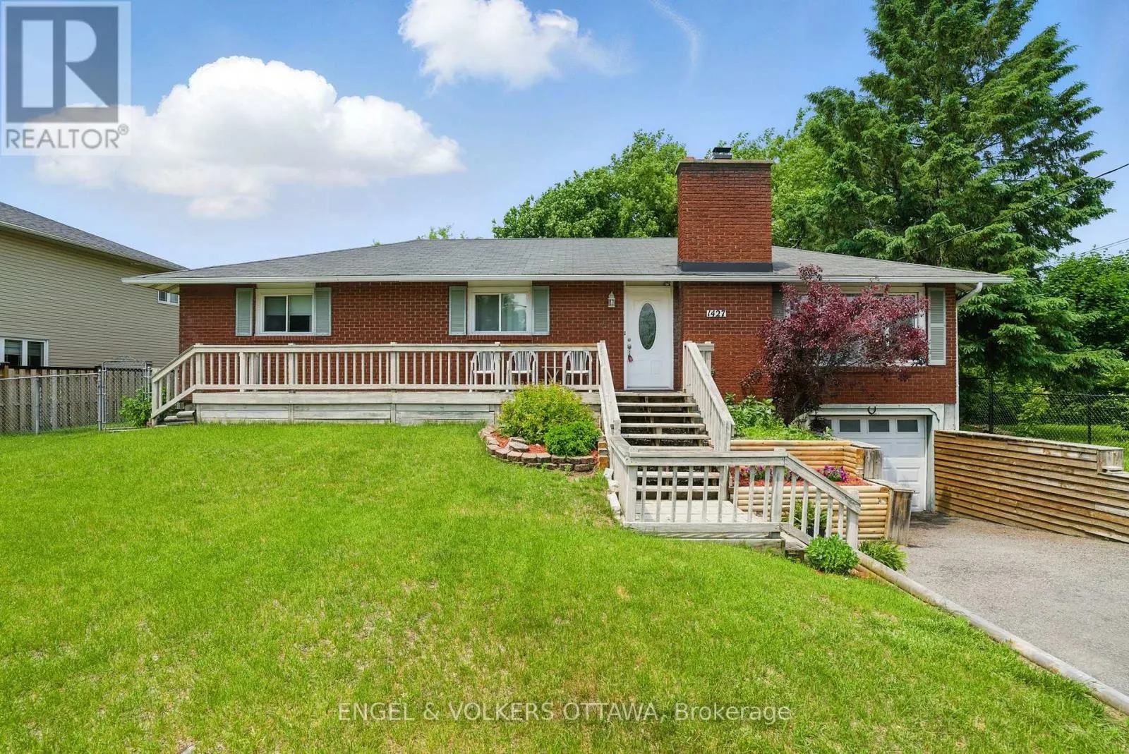 1427 ROSEBELLA AVENUE