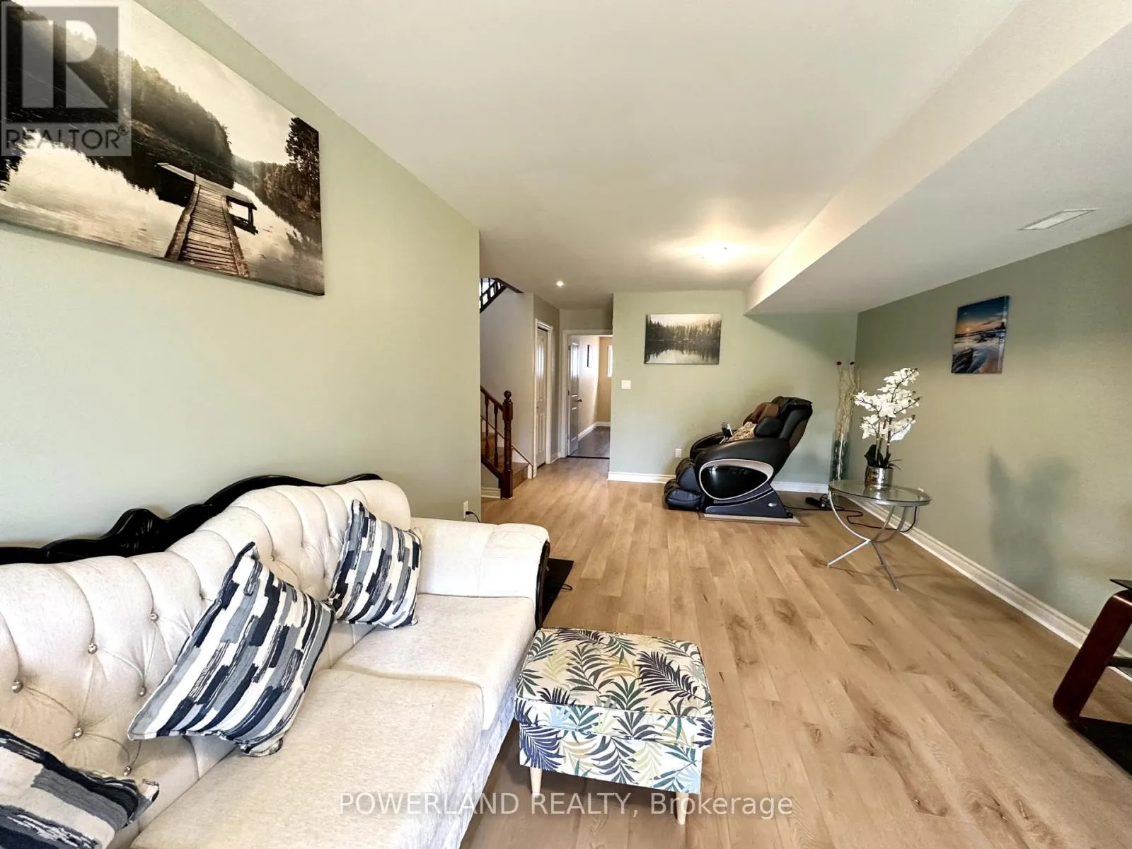 21 BROOKLAND DRIVE