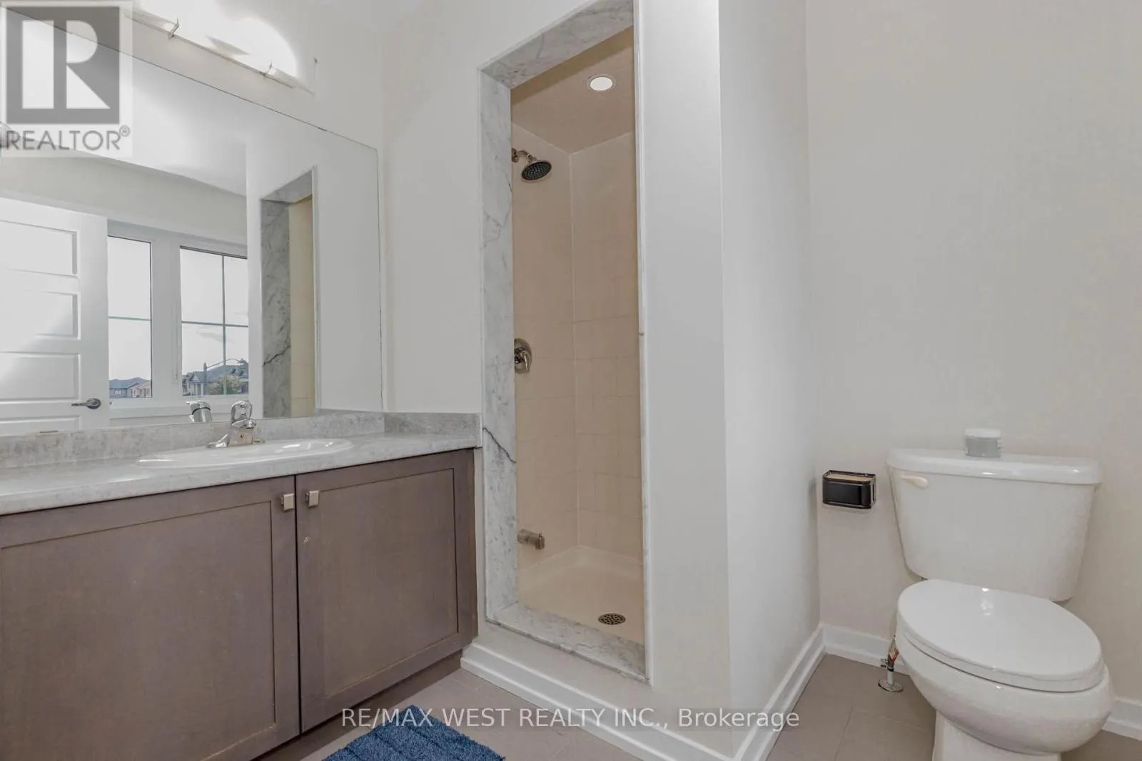 74 PAGEBROOK CRESCENT