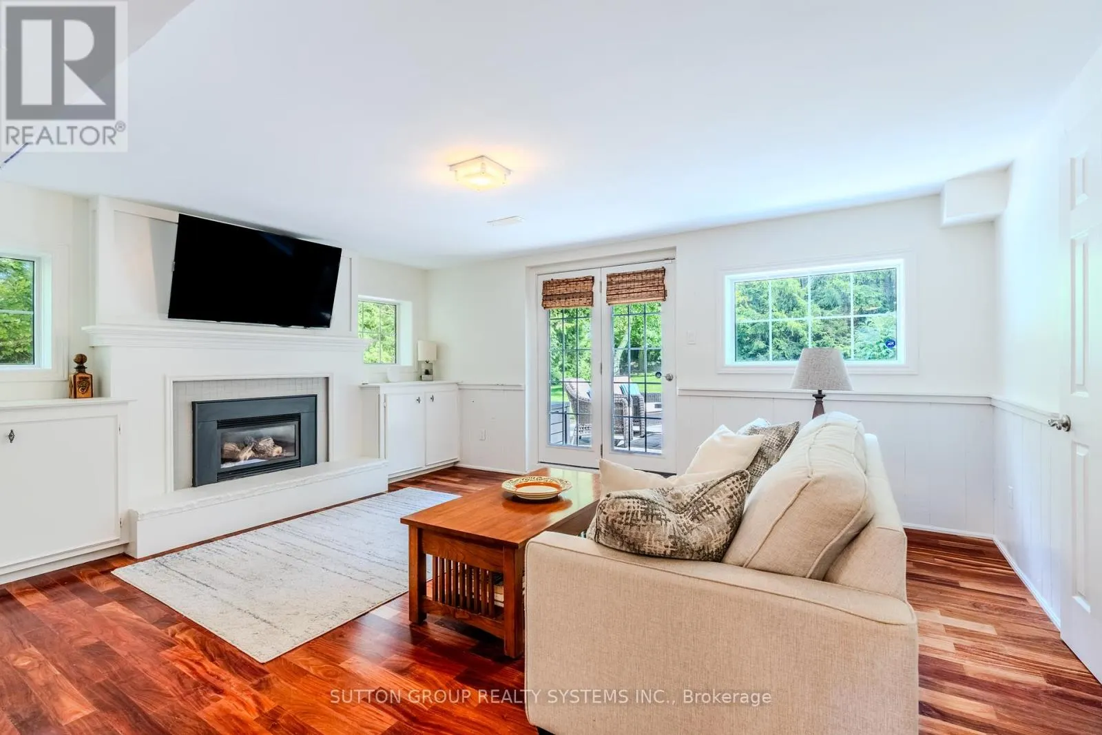17 WILLIAM REX CRESCENT