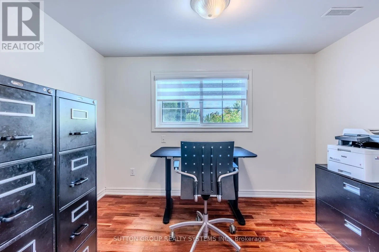 17 WILLIAM REX CRESCENT