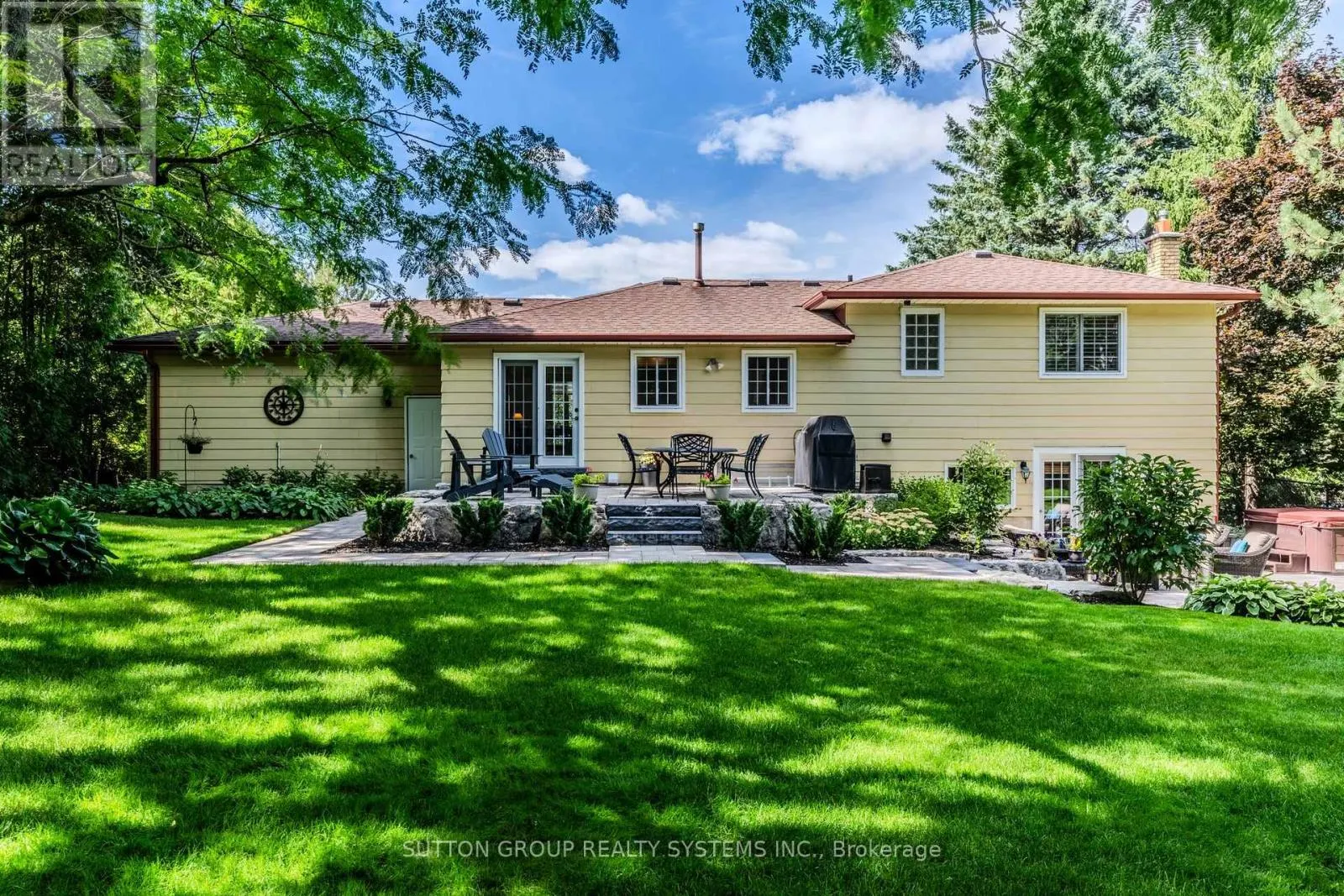 17 WILLIAM REX CRESCENT