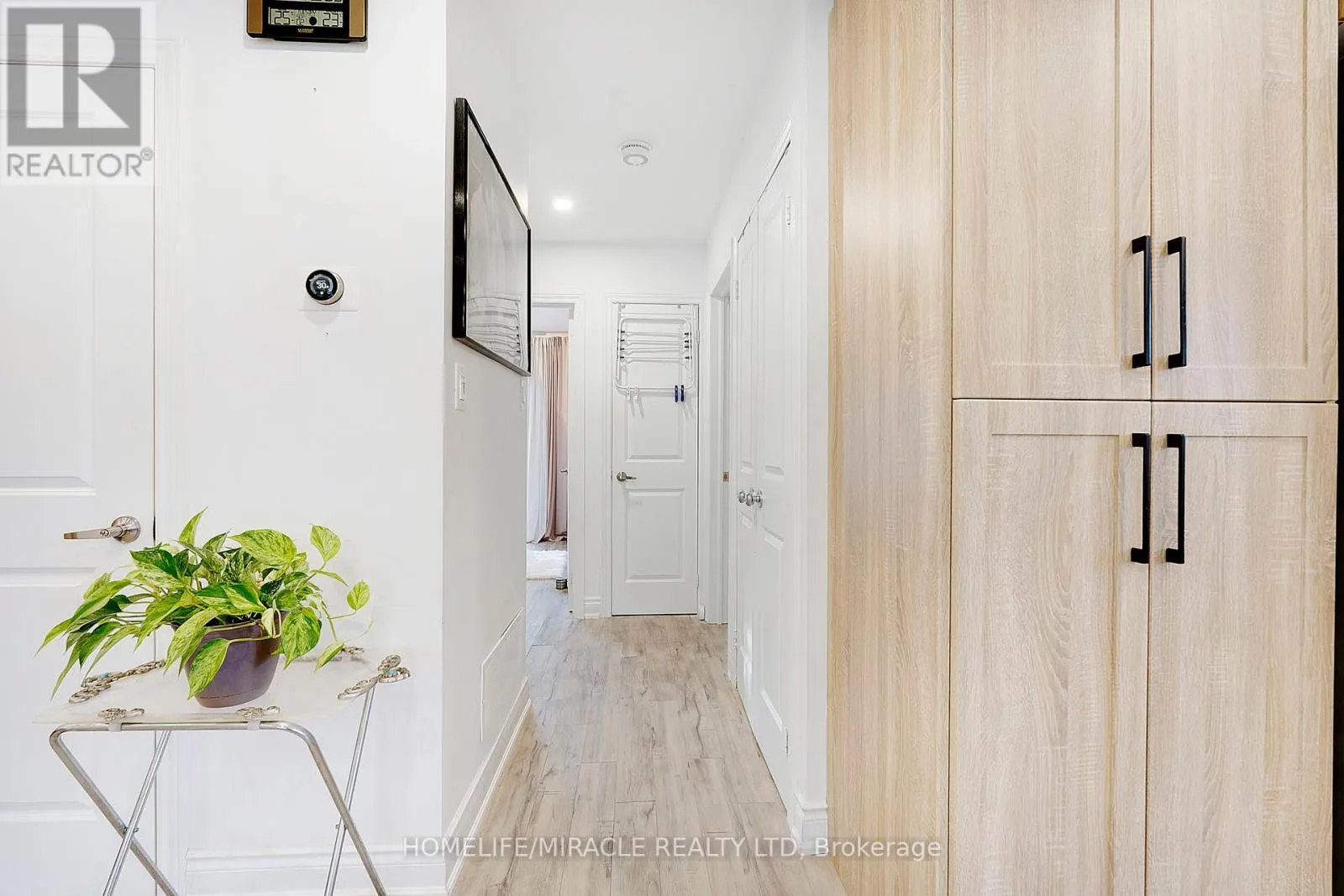 23 THORLEY DRIVE