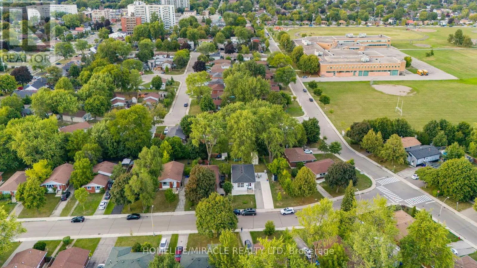23 THORLEY DRIVE