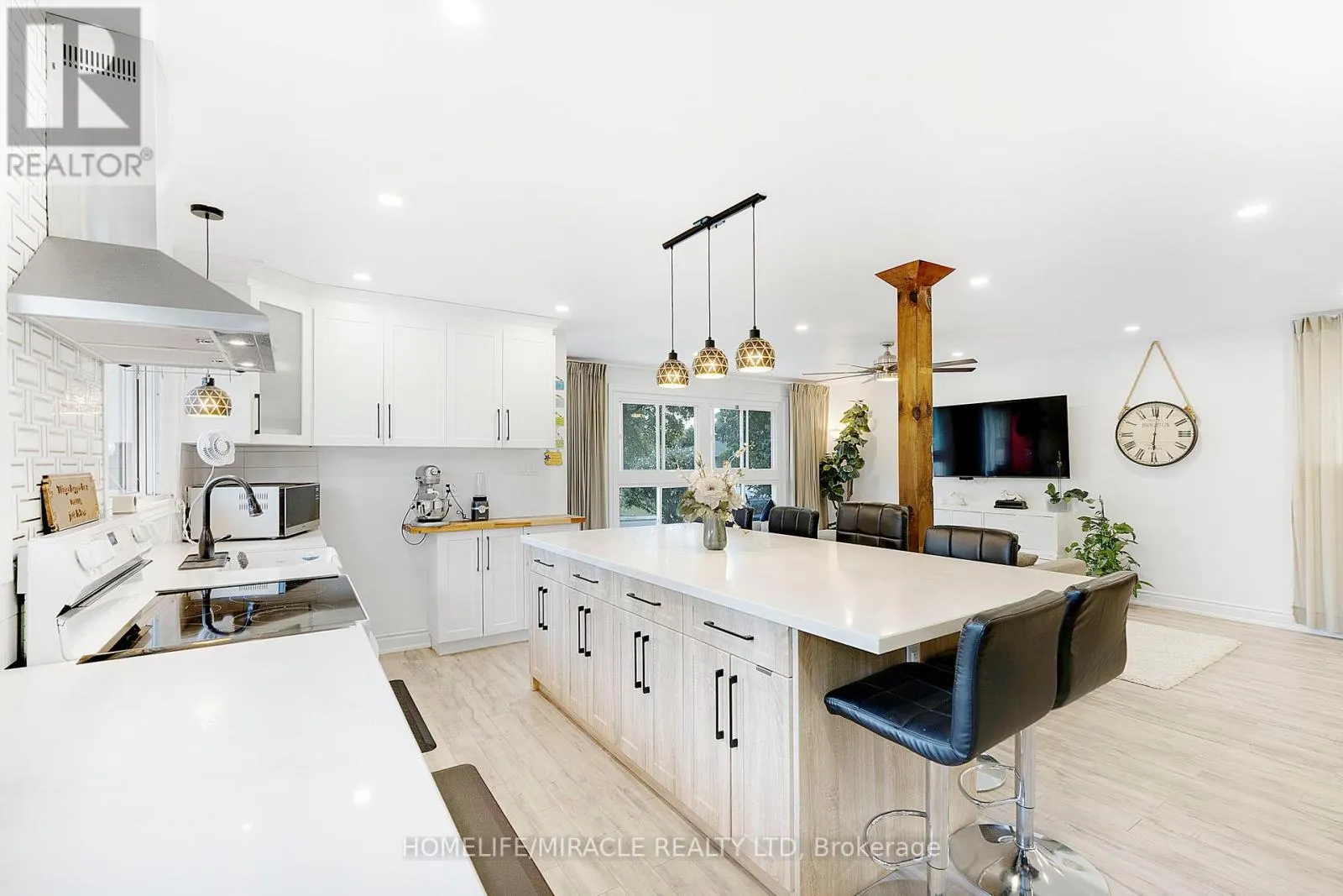 23 THORLEY DRIVE