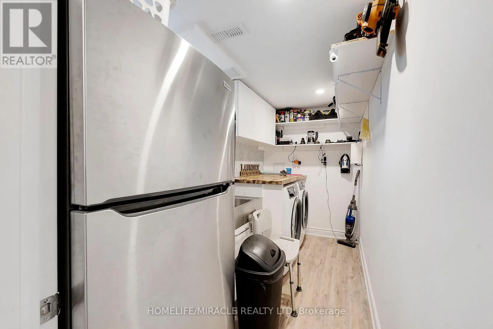23 THORLEY DRIVE
