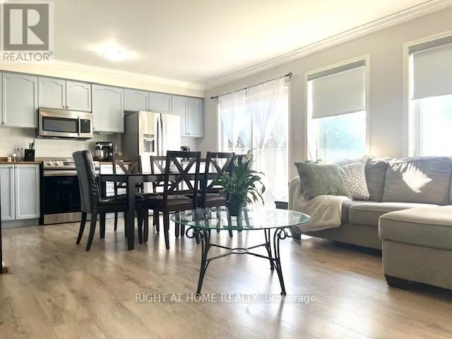 44 SENIOR CRESCENT
