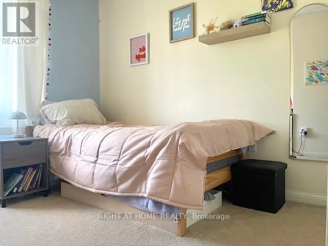 44 SENIOR CRESCENT