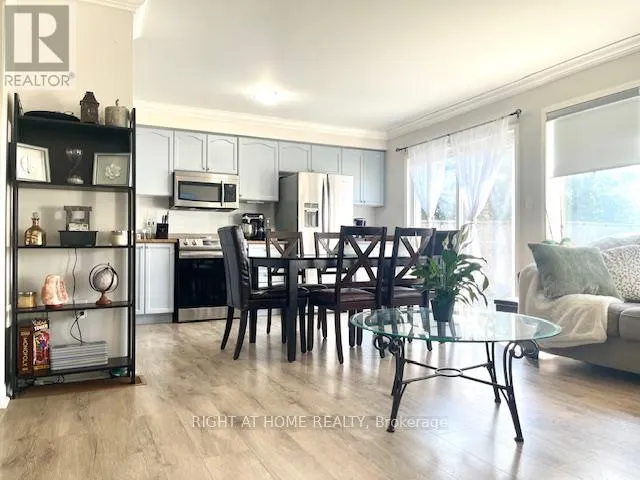 44 SENIOR CRESCENT