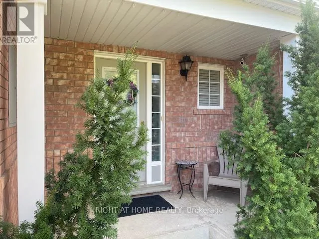 44 SENIOR CRESCENT