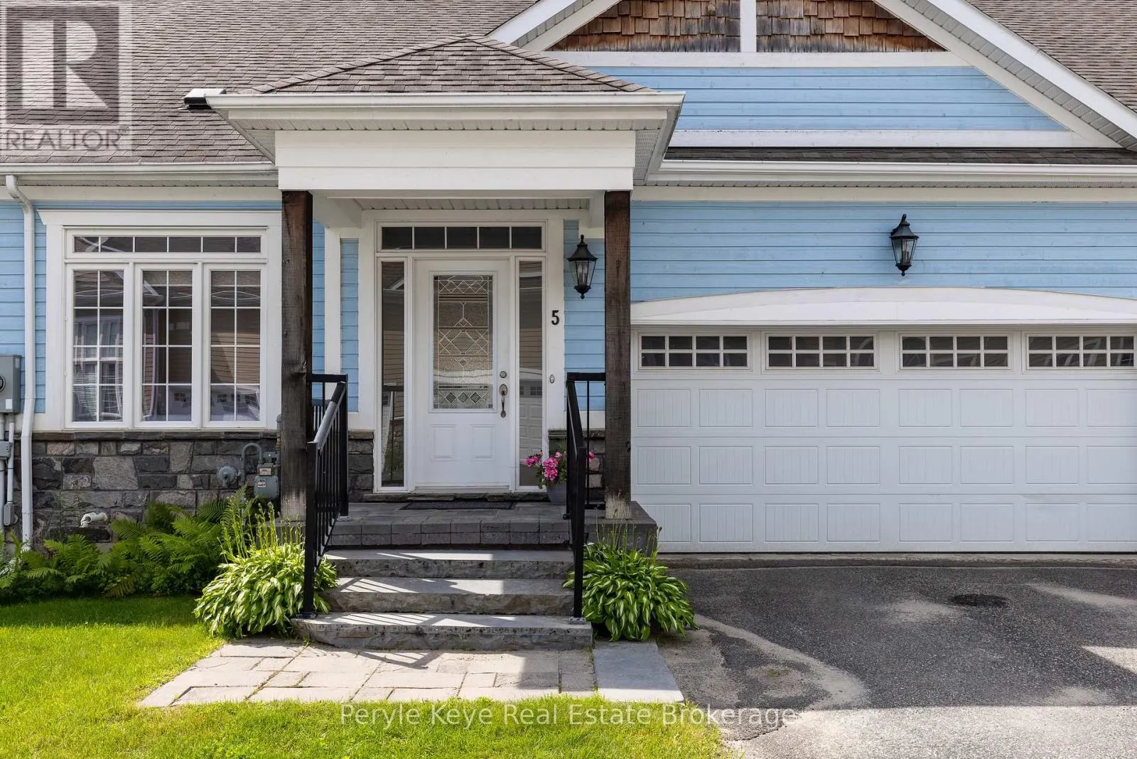 5 PRESCOTT CRESCENT