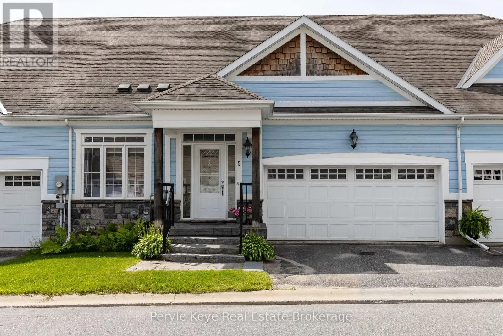 5 PRESCOTT CRESCENT