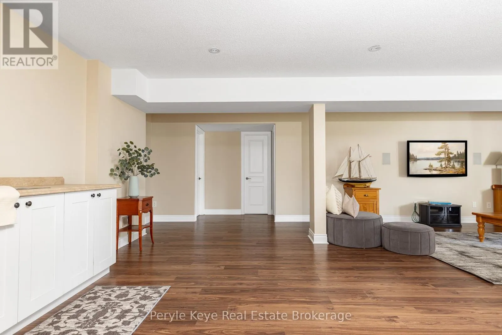 5 PRESCOTT CRESCENT
