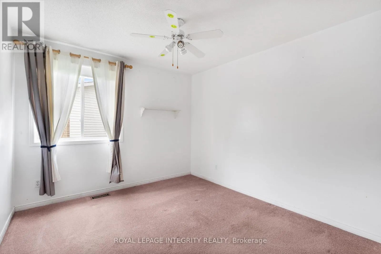 1659 TOULOUSE CRESCENT