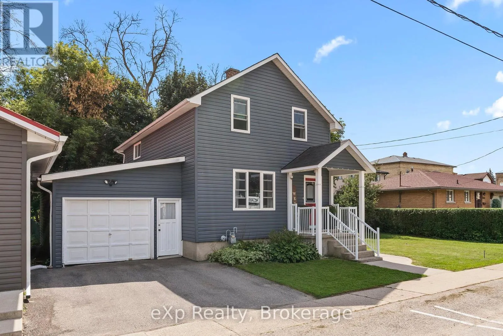 140 KING STREET E
