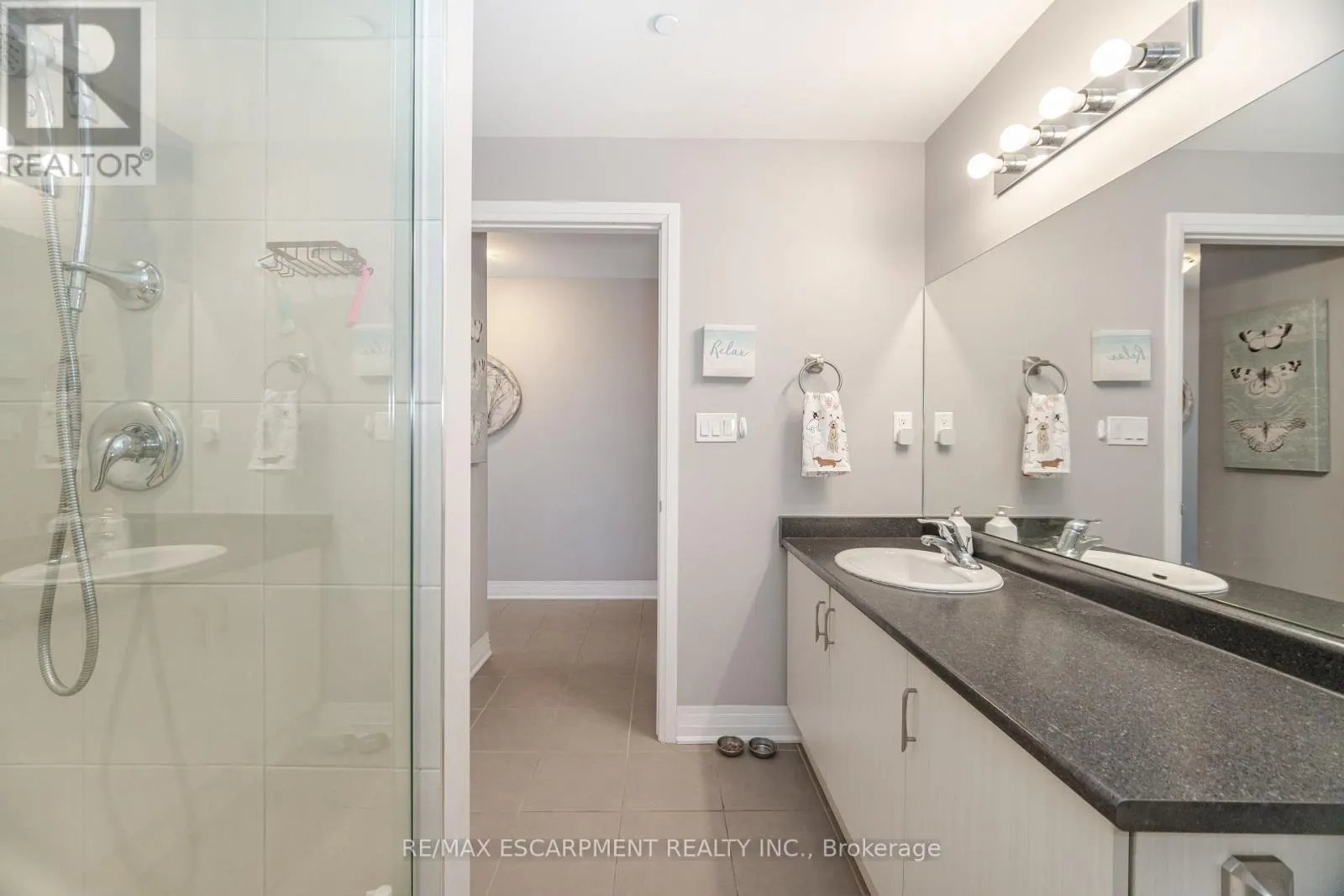 308 - 10 CONCORD PLACE