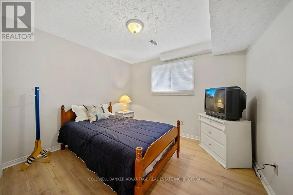 7362 NATHAN CRESCENT