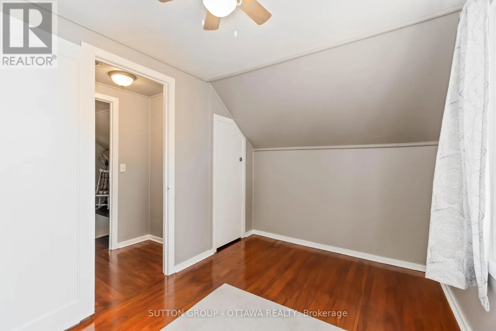 20 ROOSEVELT DRIVE