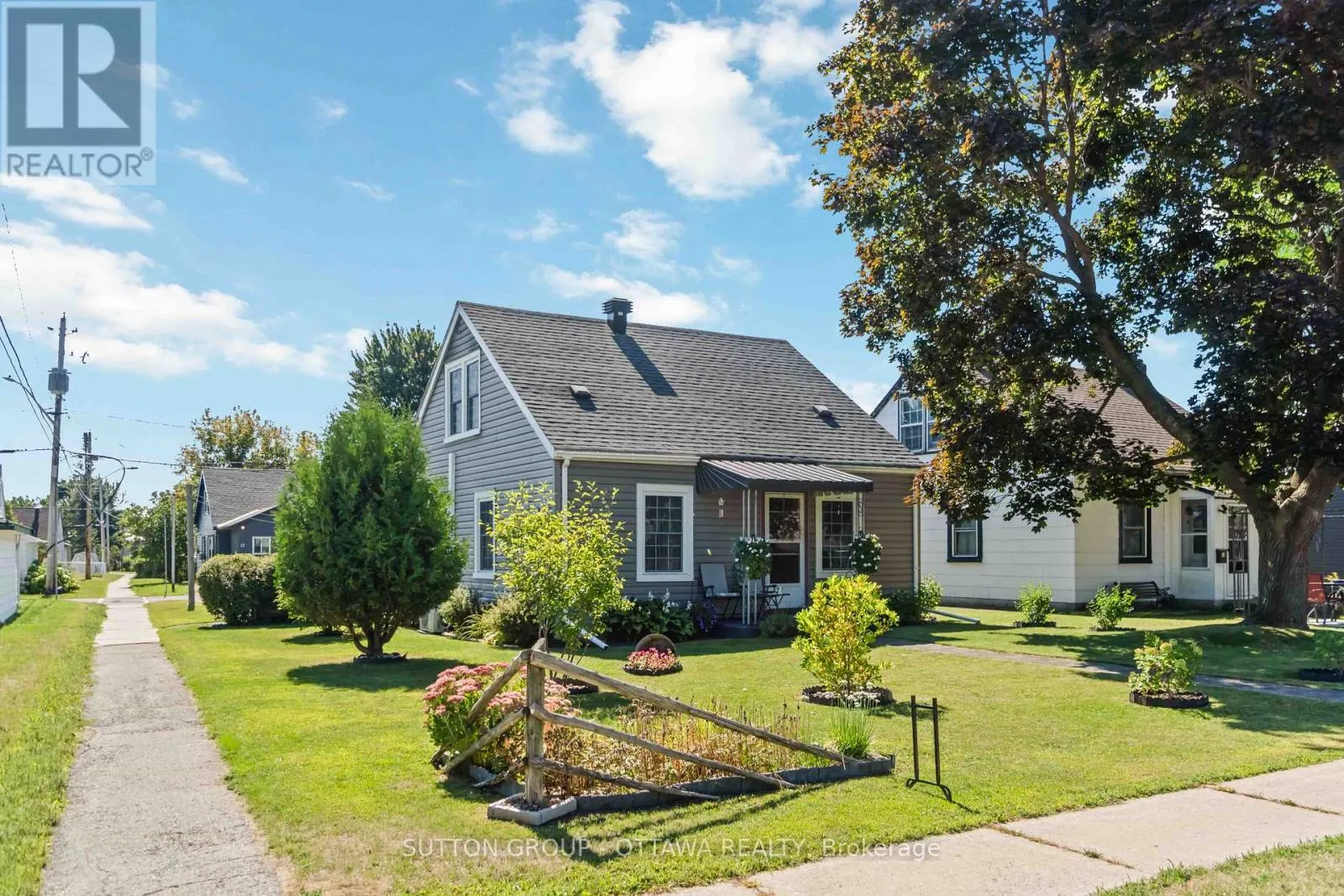 20 ROOSEVELT DRIVE