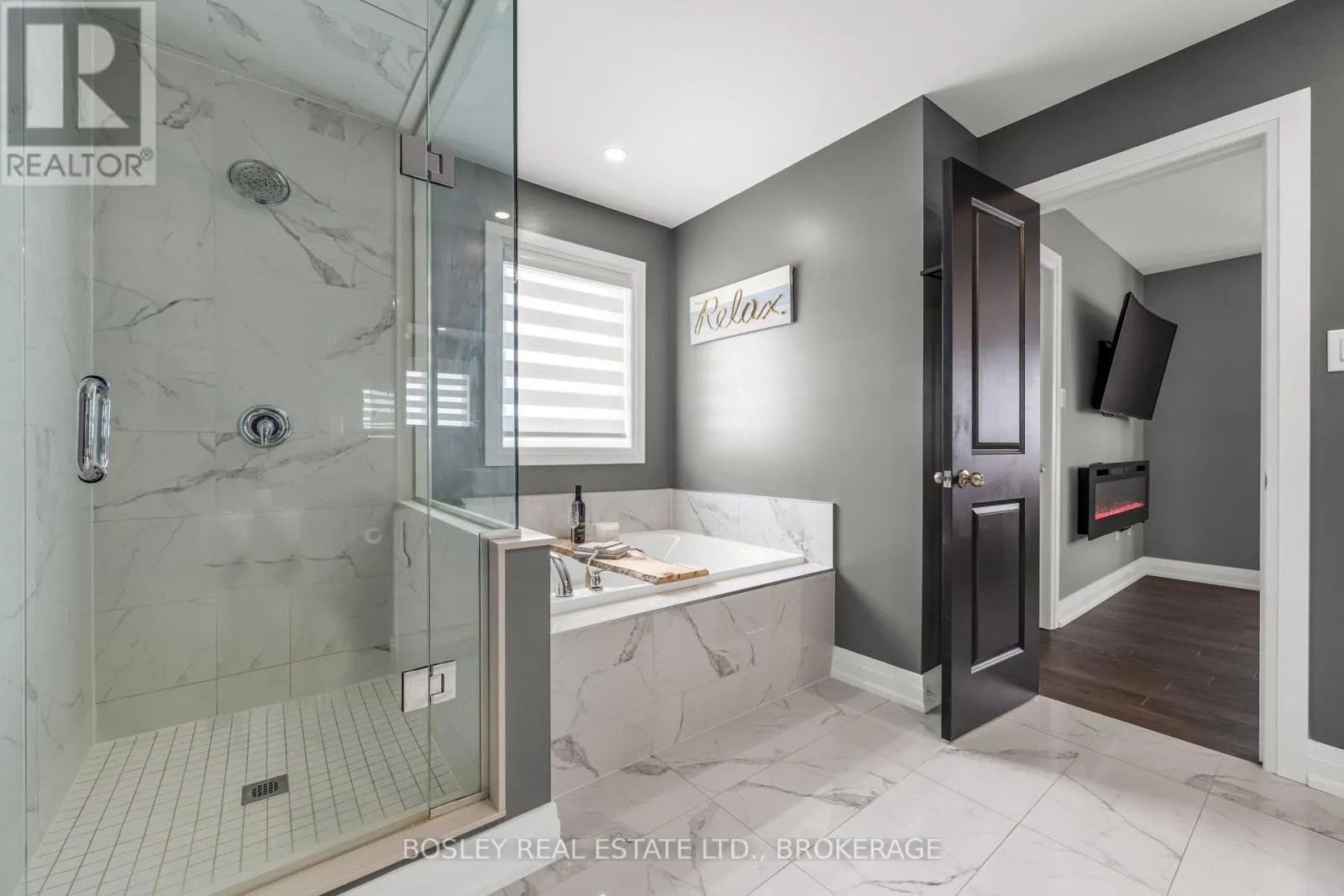 251 SHOREVIEW DRIVE