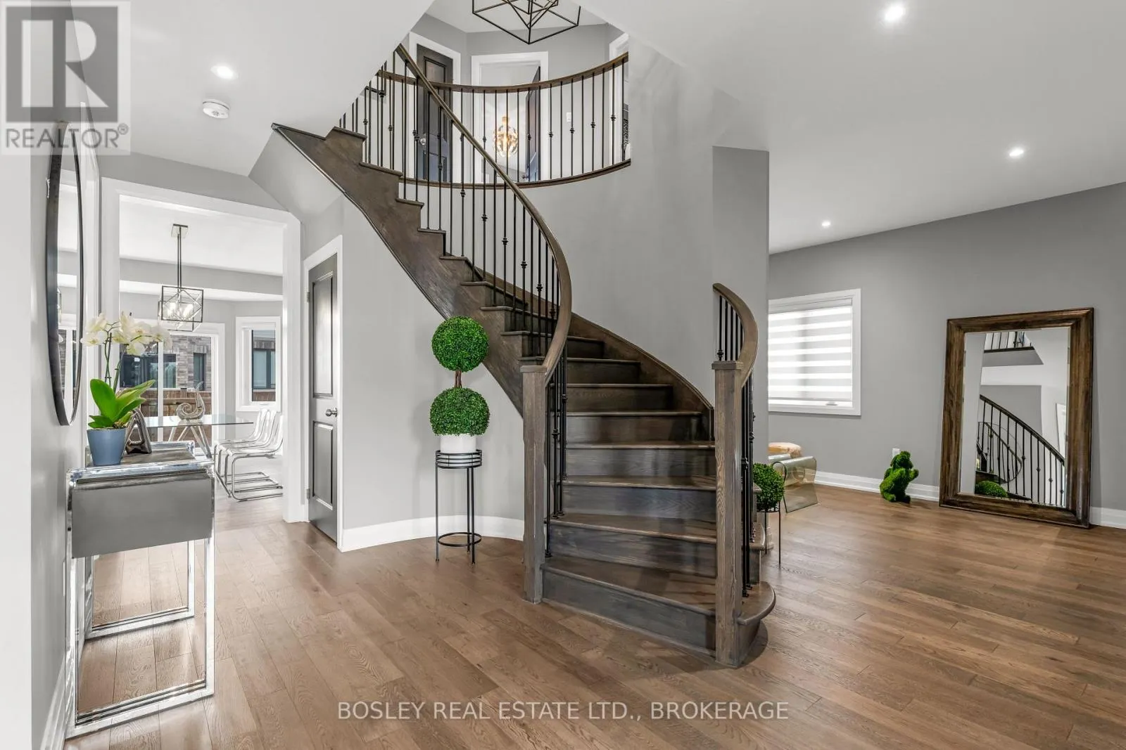 251 SHOREVIEW DRIVE