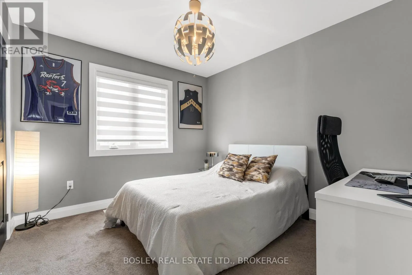 251 SHOREVIEW DRIVE
