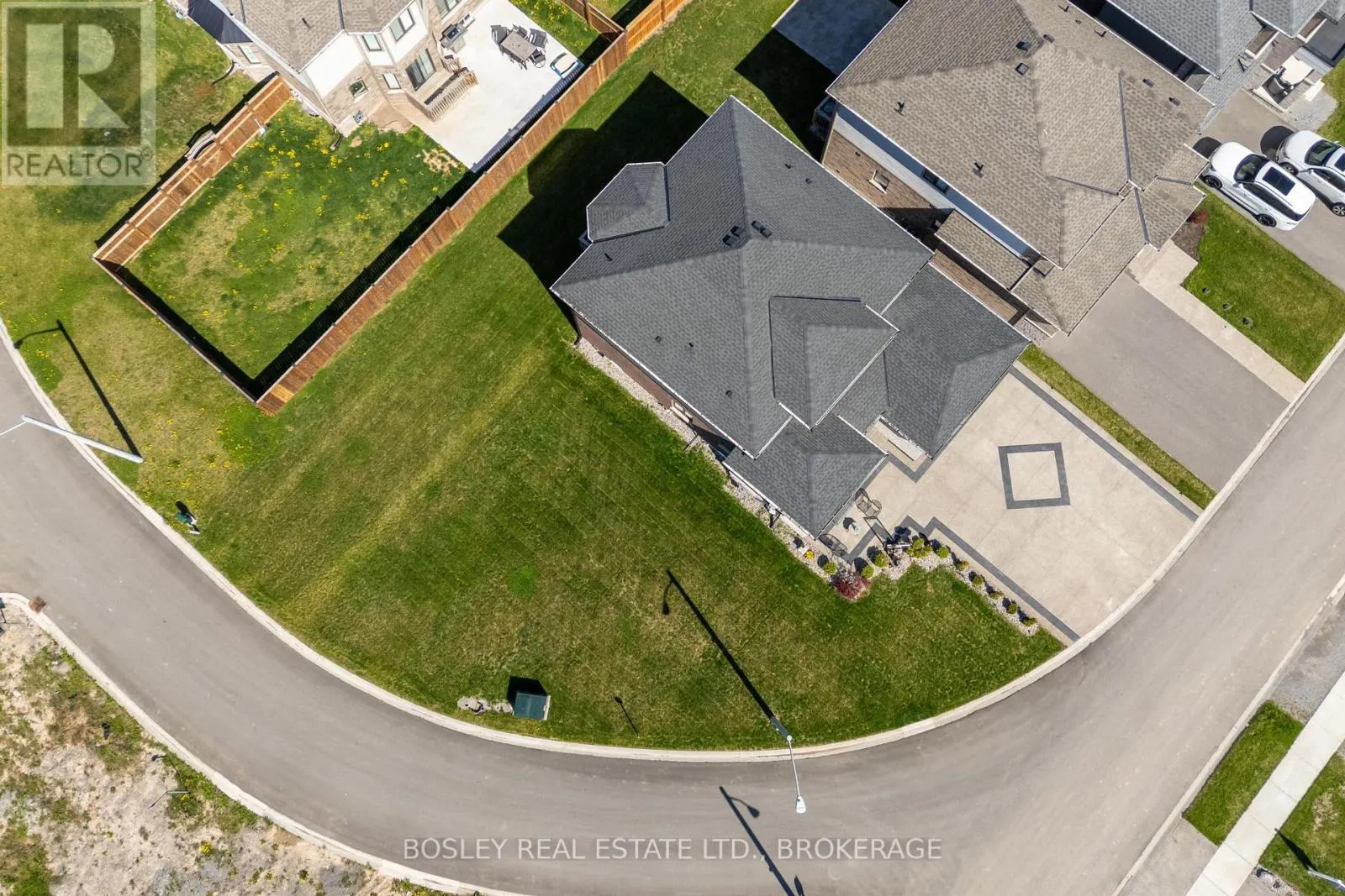 251 SHOREVIEW DRIVE